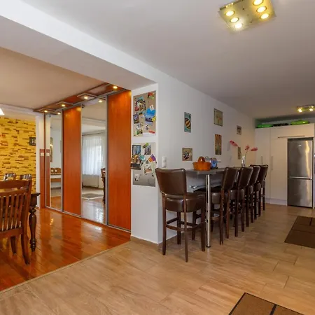 Apartment Sunnyside *